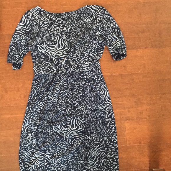 Comfortable Dress - Picture 4 of 7